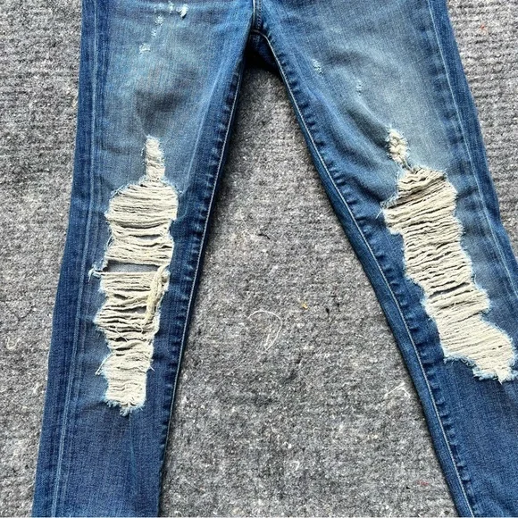 NWOT J.Brand Skinny Jeans, distressed, cropped, high waist CUT 12677 Sz 24 - Picture 4 of 12
